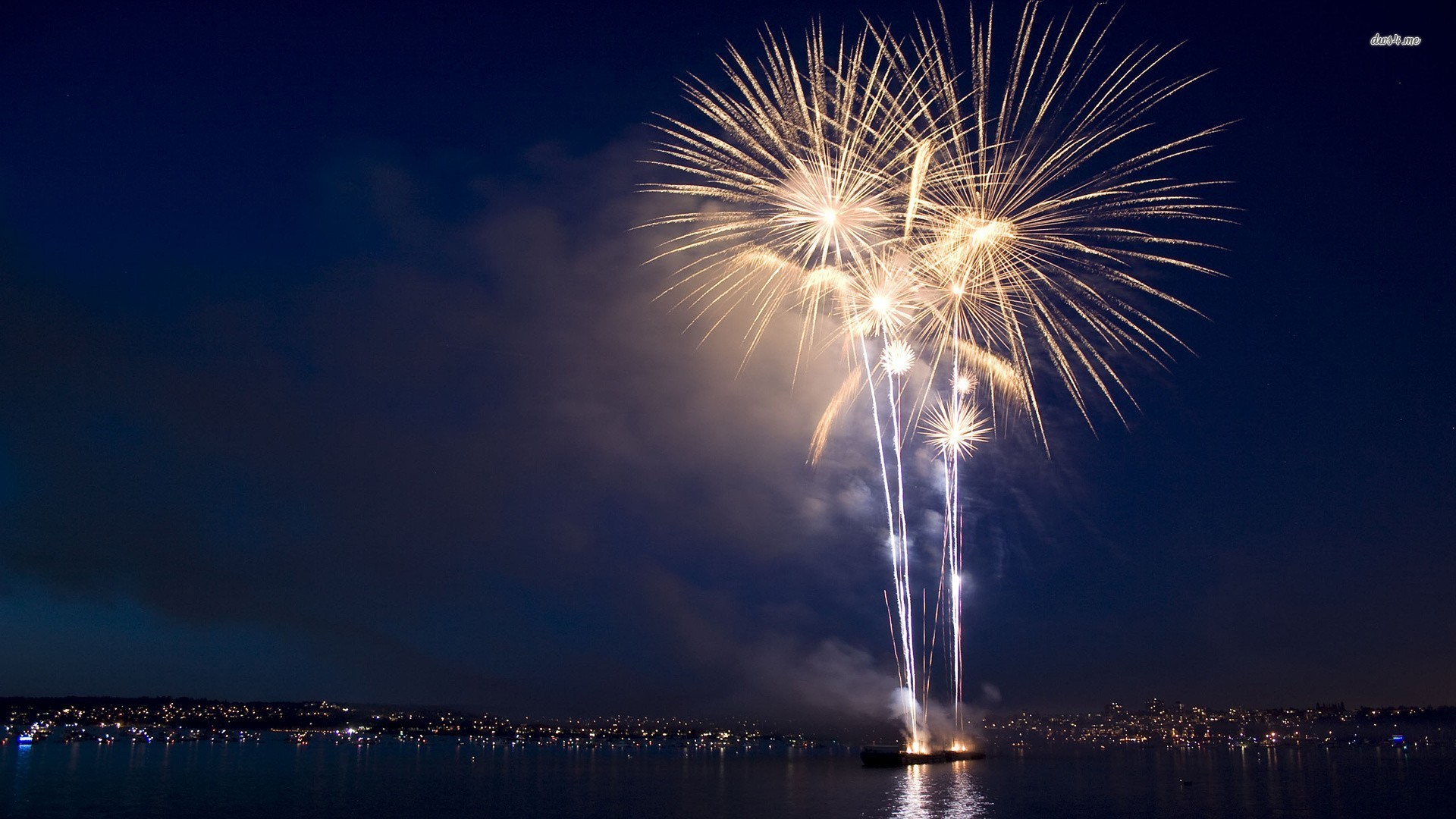 Happy New Year Fireworks Wallpaper